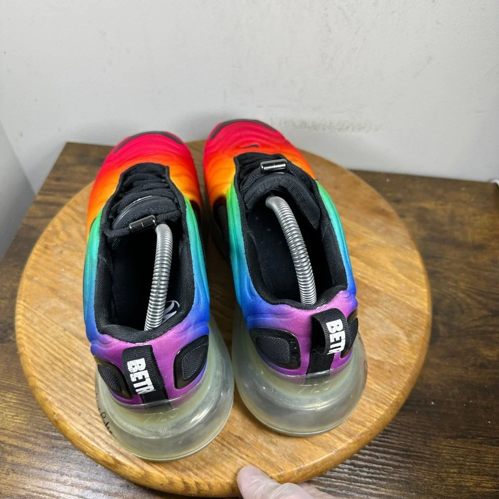 Nike Air Max 720 Be True Rainbow Multi Color CJ5472-900 Mens 9.5 Pride Sneakers